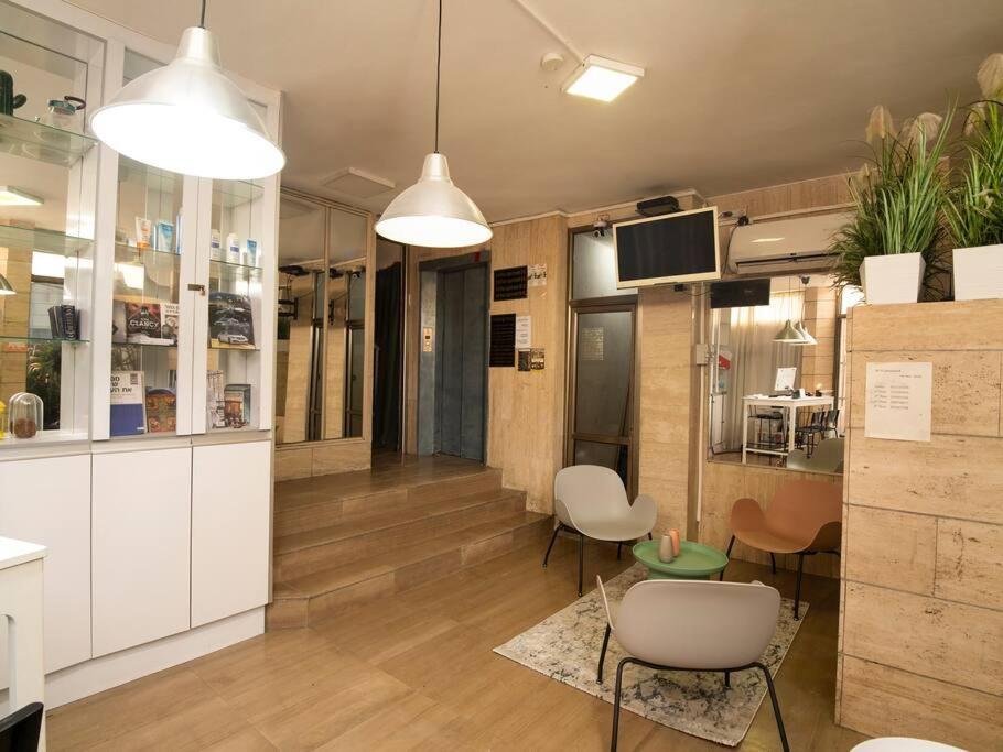 Welcanza - Hayarkon Apartments & Studios テル・アビブ エクステリア 写真
